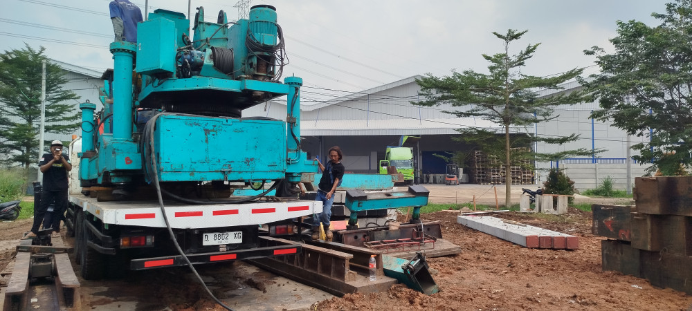 pemancangan proyek cikupa hub logistik pt kalimantan orion mandiri
