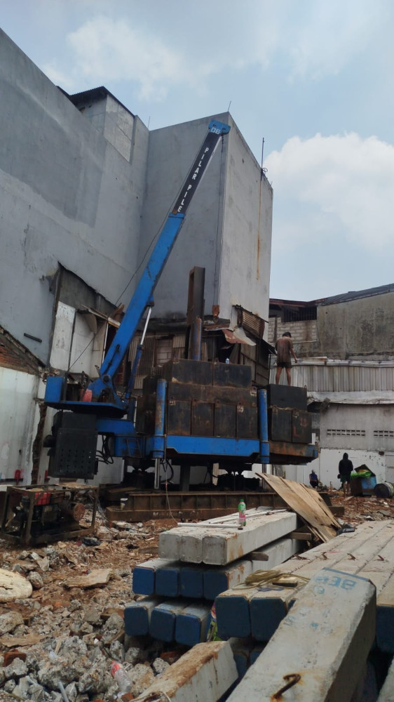 Pile, House, Jakarta Barat